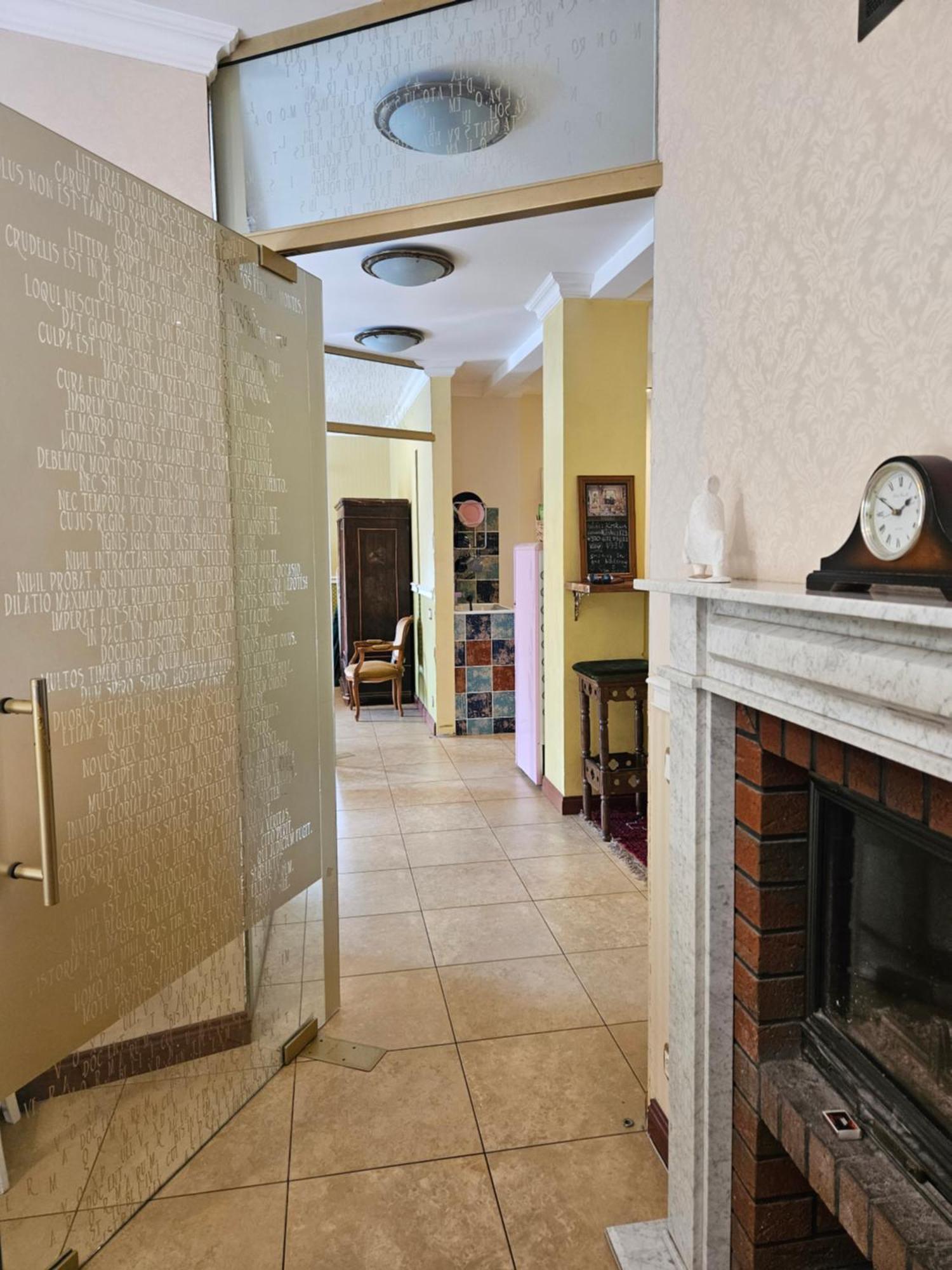 Barrister'S Apartments With Fireplace Šiauliai Extérieur photo