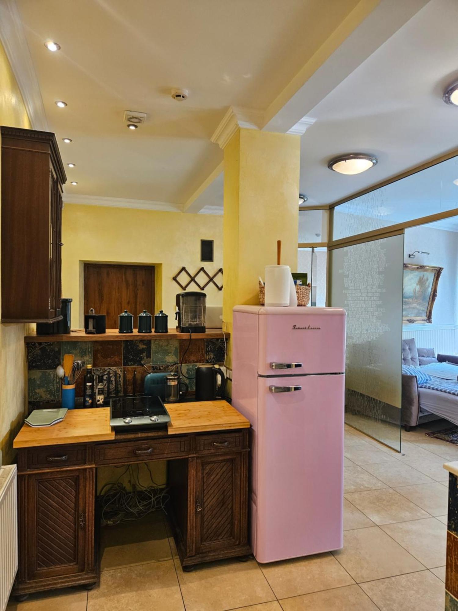 Barrister'S Apartments With Fireplace Šiauliai Extérieur photo